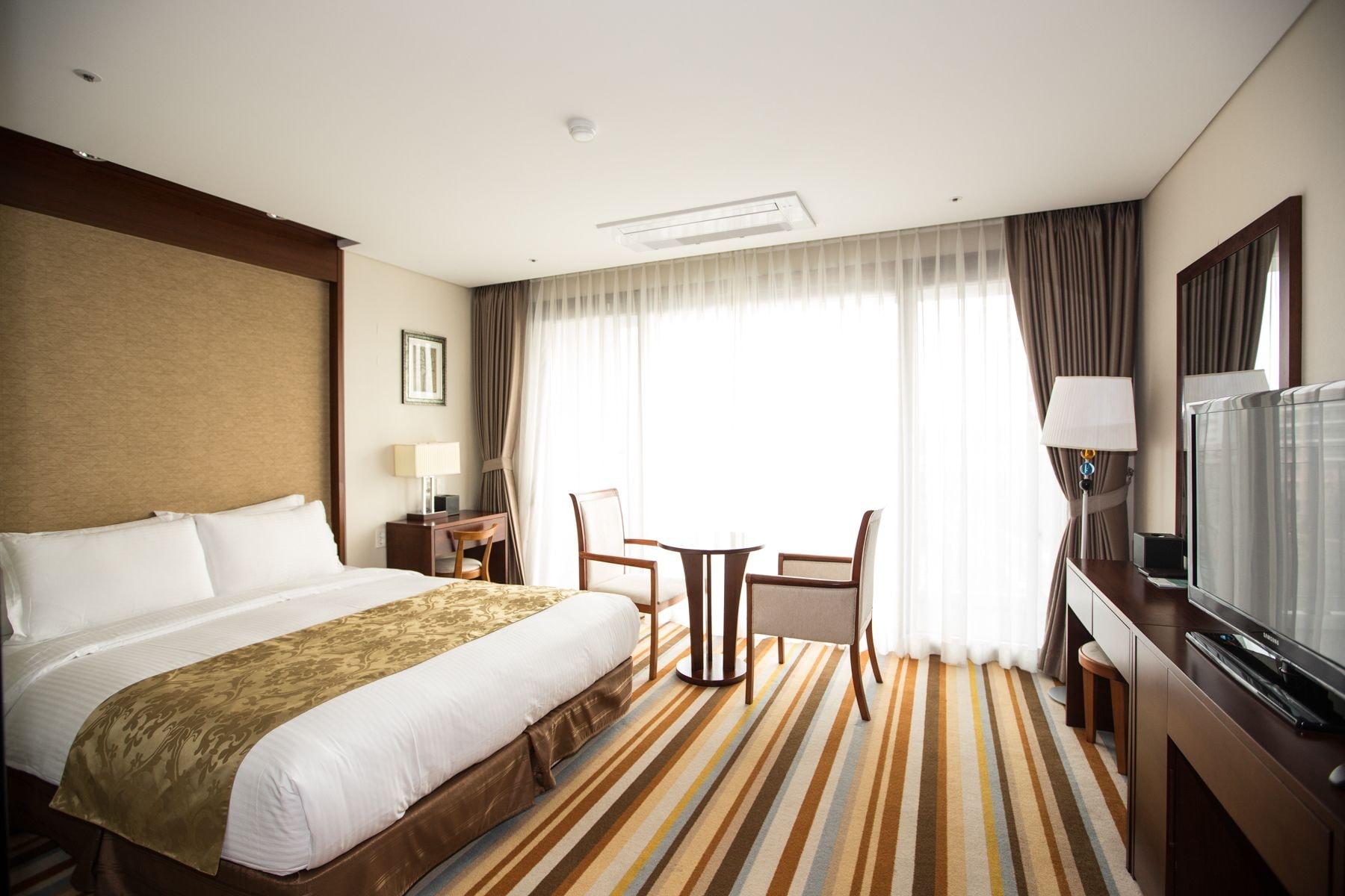 เจจูรอนโฮเต็ล Hotel เมืองเชจู ภายนอก รูปภาพ