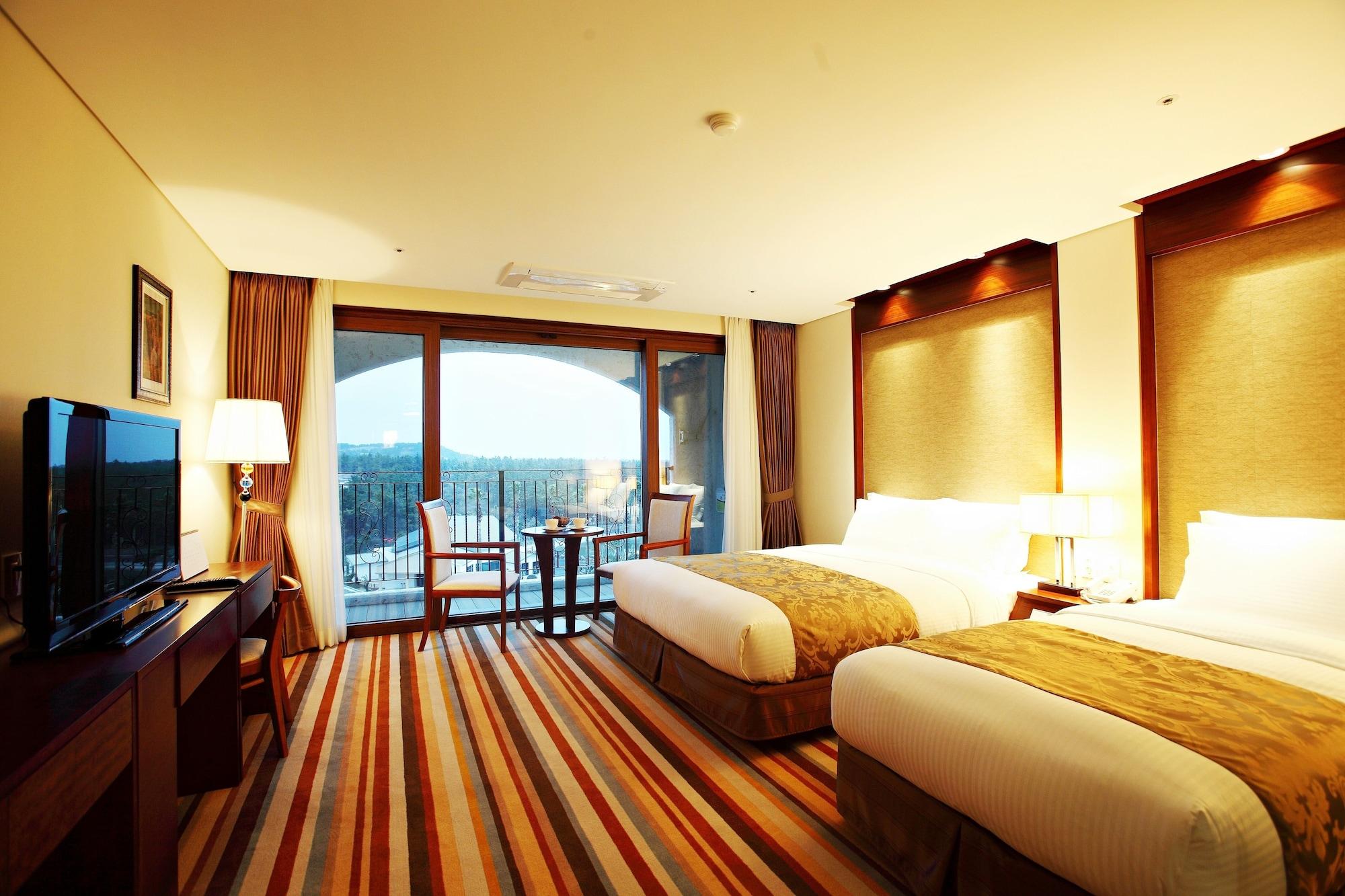 เจจูรอนโฮเต็ล Hotel เมืองเชจู ภายนอก รูปภาพ